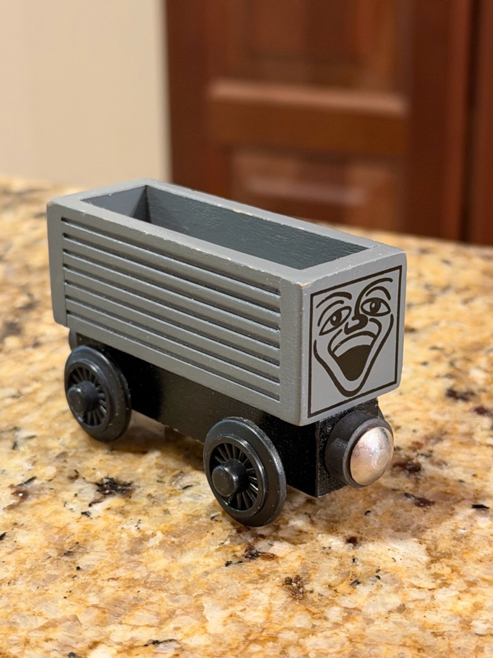 THOMAS & FRIENDS WOODEN RAILWAY TRAIN TROUBLESOME TRUCK HTF vintage